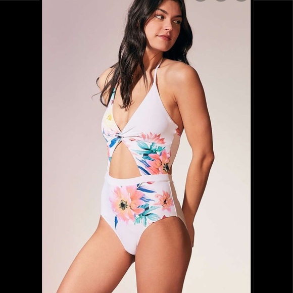 New 6 Shore Road Divine one piece white floral S - Picture 2 of 12